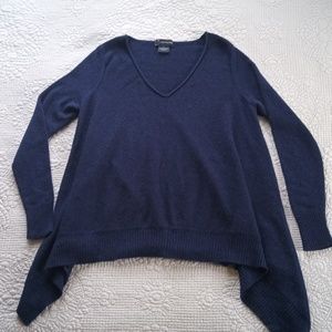 C by Bloomingdale's Cashmere Sweater Navy Size M
